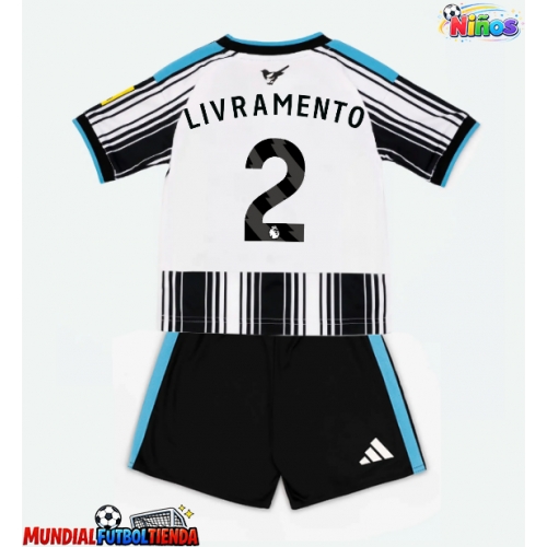 Camiseta Newcastle United Tino Livramento #2 Primera Equipación Replica 2026-27 para niños mangas cortas (+ Pantalones cortos)